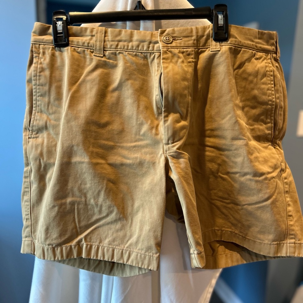 J. Crew Tan Flat Front Men Shorts
